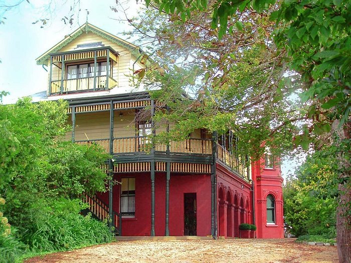 Leura House — photo 3